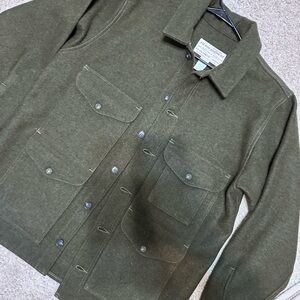 Vintage Filson Mackinaw Cruiser Jacket
Size 42 Green 100% Virgin Wool Coat USA